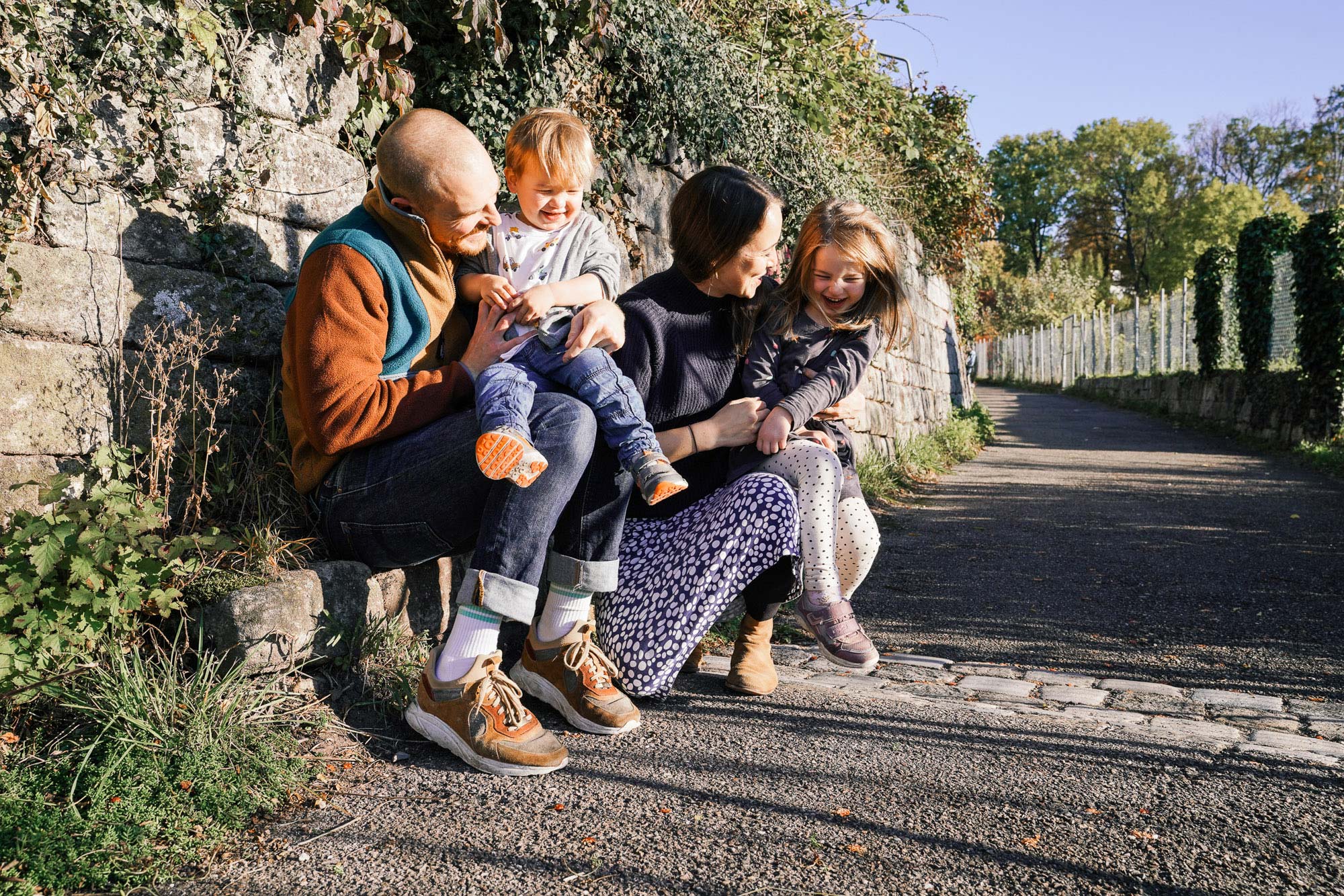 Familienfotografie im Raum Esslingen – draußen und ungestellt